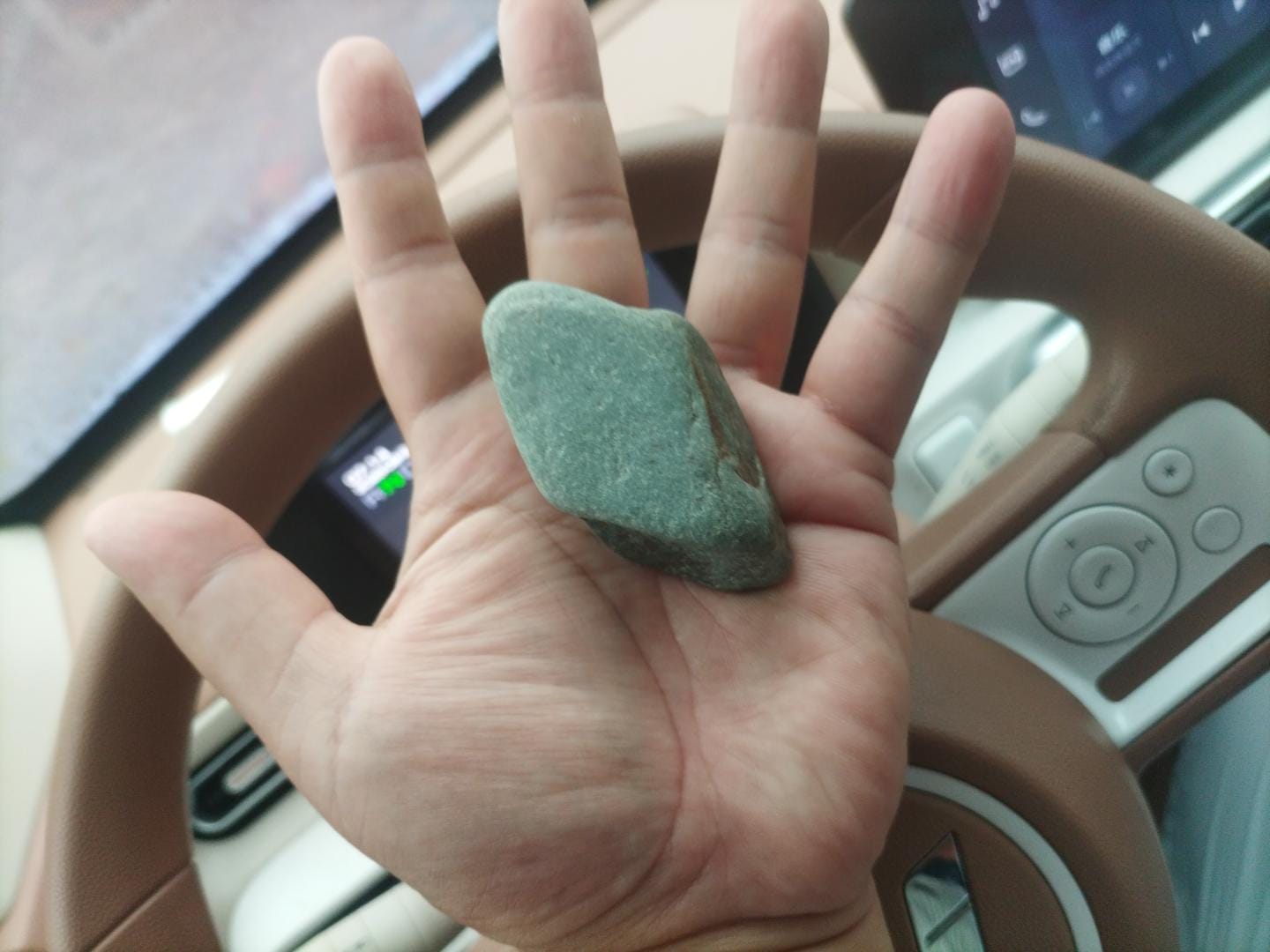 那枚青石